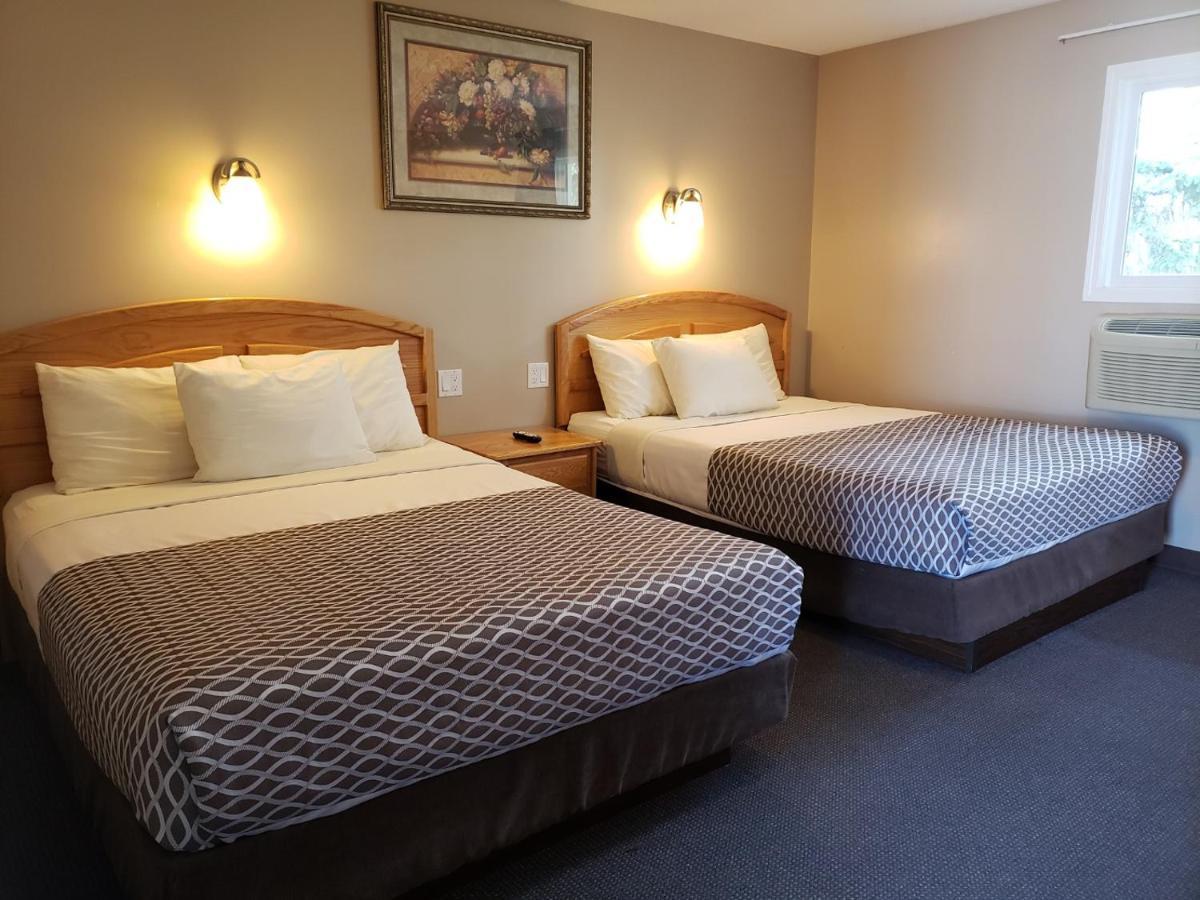 Lamplighter Inn Three Hills Buitenkant foto